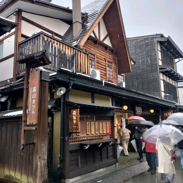 岐阜景點｜冬雪到「飛驒小京都」高山老街一日遊—高山 古い町並