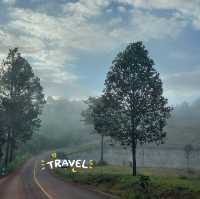 ทุ่งแสลงหลวง มาเมื่อไหร่ ก็สวยเมื่อนั้น