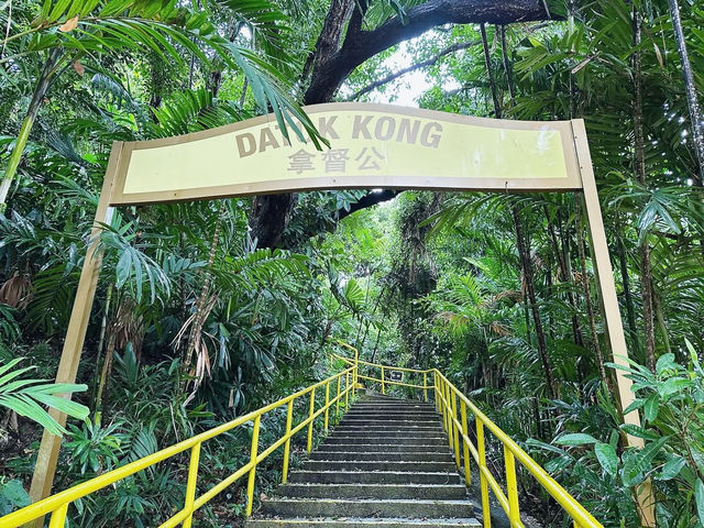 Exploring Kusu Island in Singapore