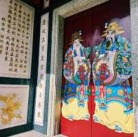 泰國曼谷空訕區著名華人文化景點:泰国林氏宗亲总会祠堂。建築充滿中華文化風格，了解當地華人文化歷史，適合打卡拍照📸。