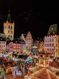 Christmas Cheer by the Rhine: Celebrating in Cologne