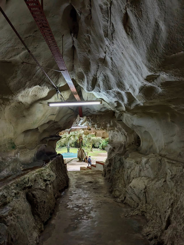 Discovering the Enchantment of Perak Cave Temple