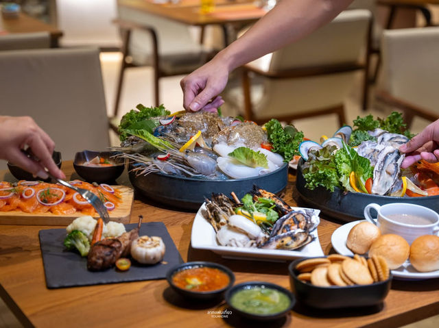บุฟเฟ่ต์ซีฟู้ดสุดคุ้มต้องที่ Aloft Bangkok
