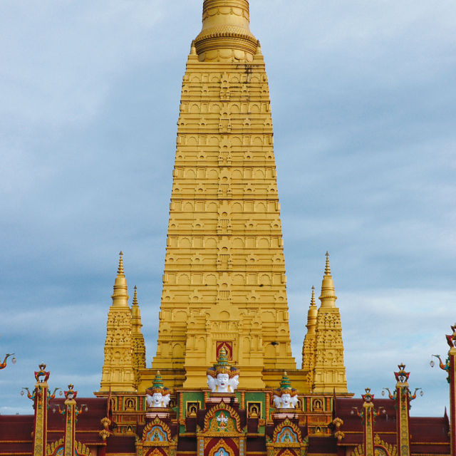 วัดมหาธาตุวชิรมงคล