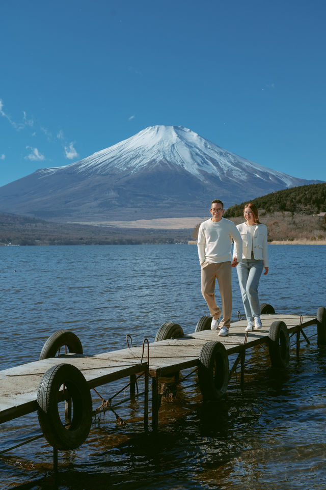 Review of Yamanaka Lake - A Paradise at the Foot of Mount Fuji