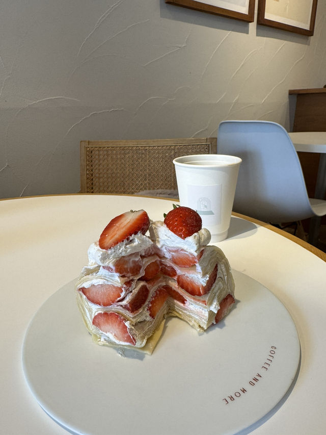 【北九州カフェ】JR小倉駅から徒歩数分で行ける可愛いカフェ🍓