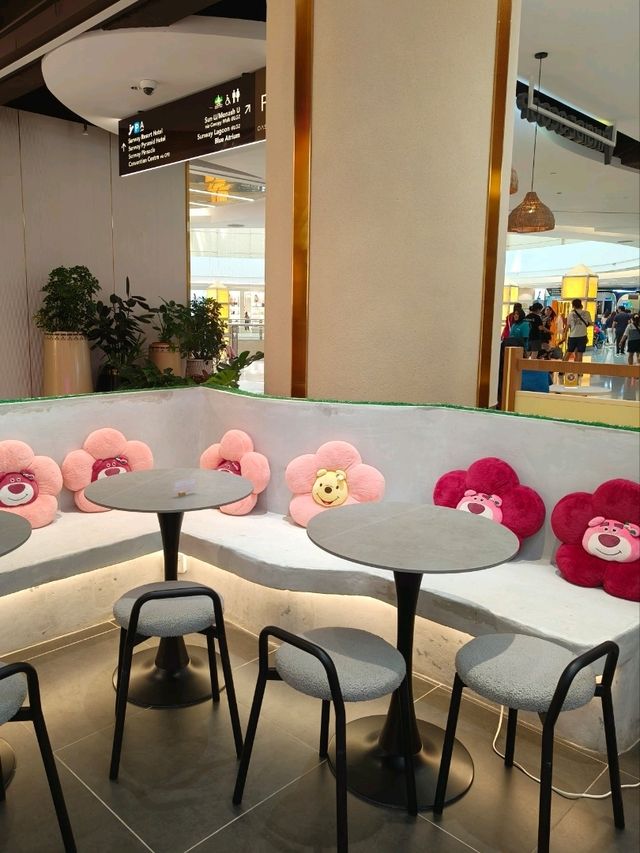 Art Toys Café – A Cute & Cozy Escape