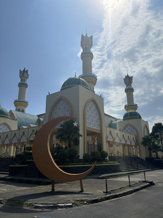 Islamic Center NTB – A Place of Learning and Peace in Mataram 🕌✨
