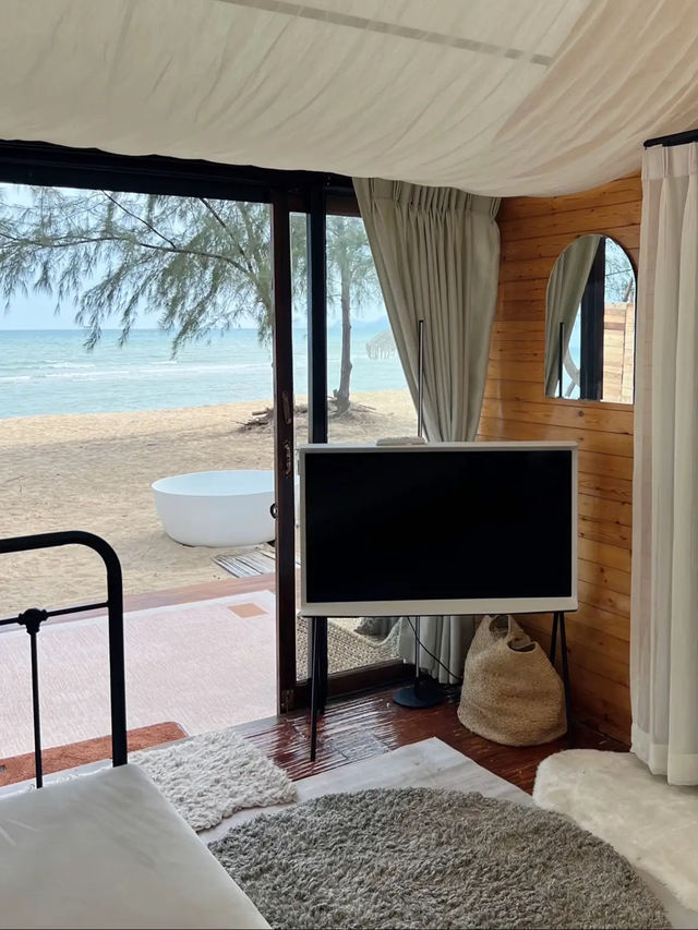 ไปนอนบ้านพักติดทะเล✨🏝️ แบบส่วนตัวที่สัตหีบ