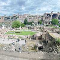 Roman Forum: Walking Through the Ruins of an Empire 🇮🇹