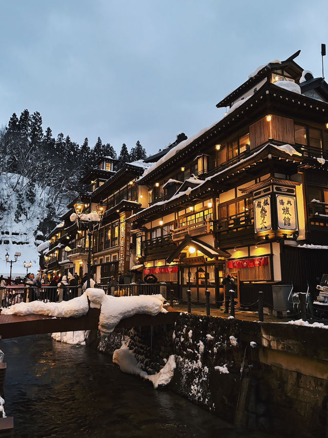 Day and night light at Ginzan onsen🇯🇵