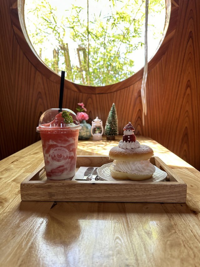 KyotoShi Cafe Sriracha 🍰🍵