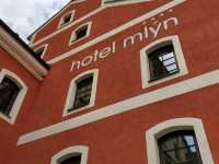 [🇨🇿チェスキークルムロフ] Hotel Mlyn — リバービューが魅力的な快適な滞在