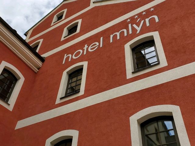 [🇨🇿チェスキークルムロフ] Hotel Mlyn — リバービューが魅力的な快適な滞在