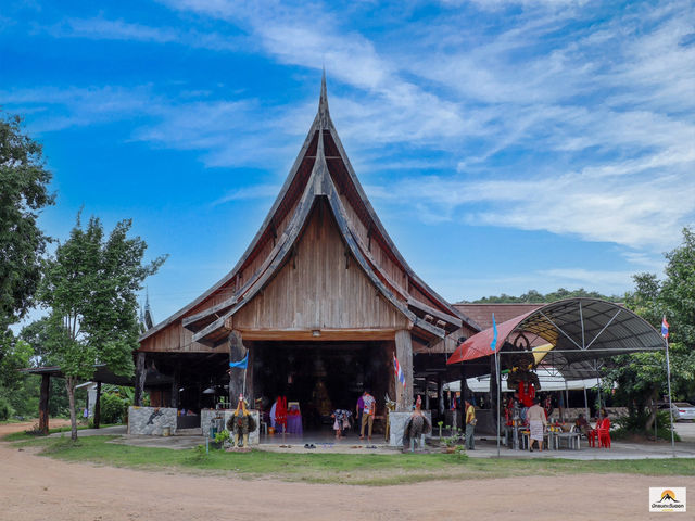 วัดป่าเขาล้อม