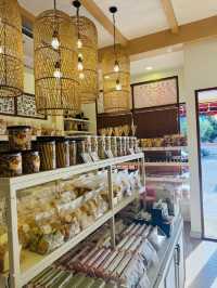 ครบจบในร้านเดียว @Ligor Cafe หน้าวัดมหาธาตุ นครศรี