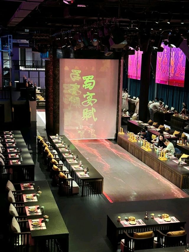 Aesthetic Dining Experience