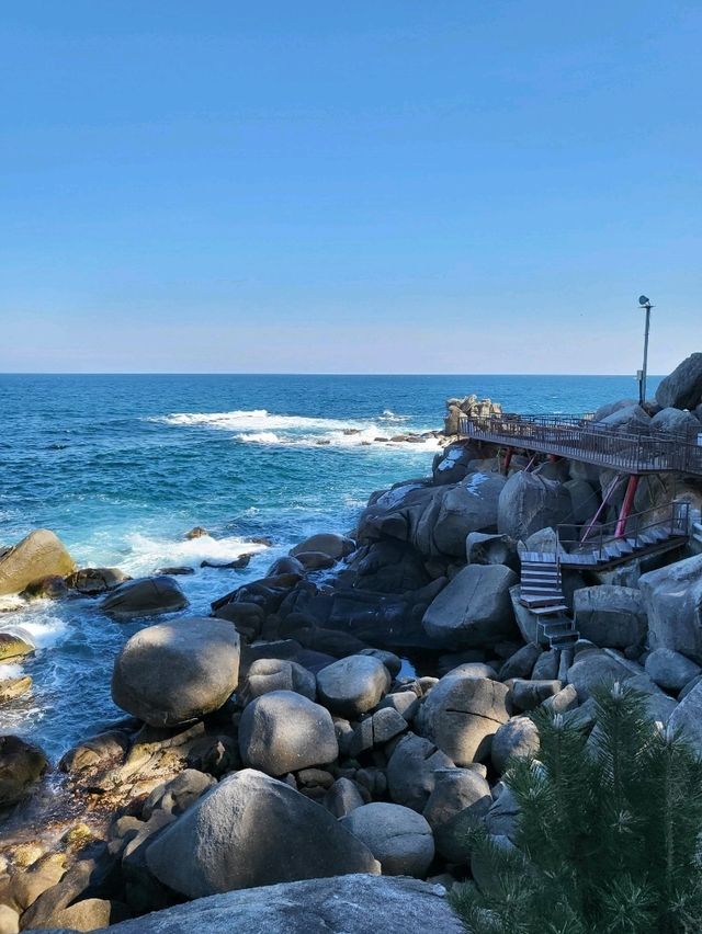 신비로운 바위들과 양양바다가 멋진 죽도암