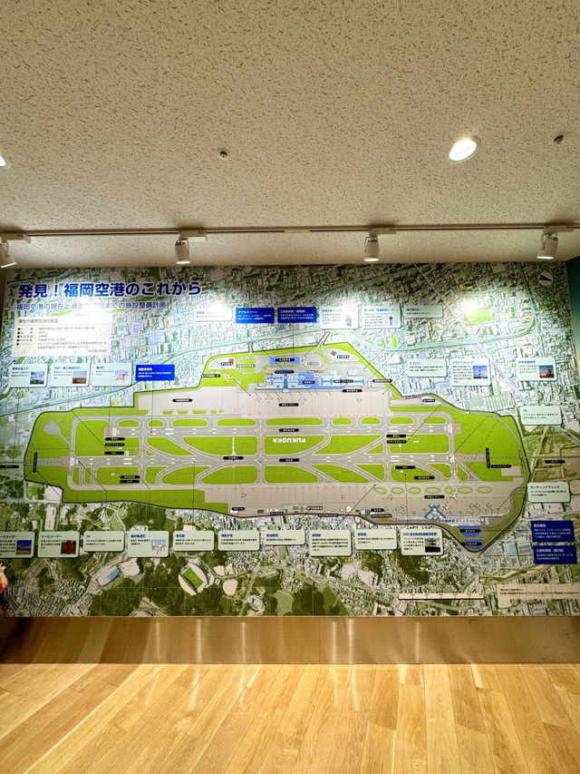 福岡　福岡空港　福岡空港の展望デッキからの眺めは絶景だぞ！
