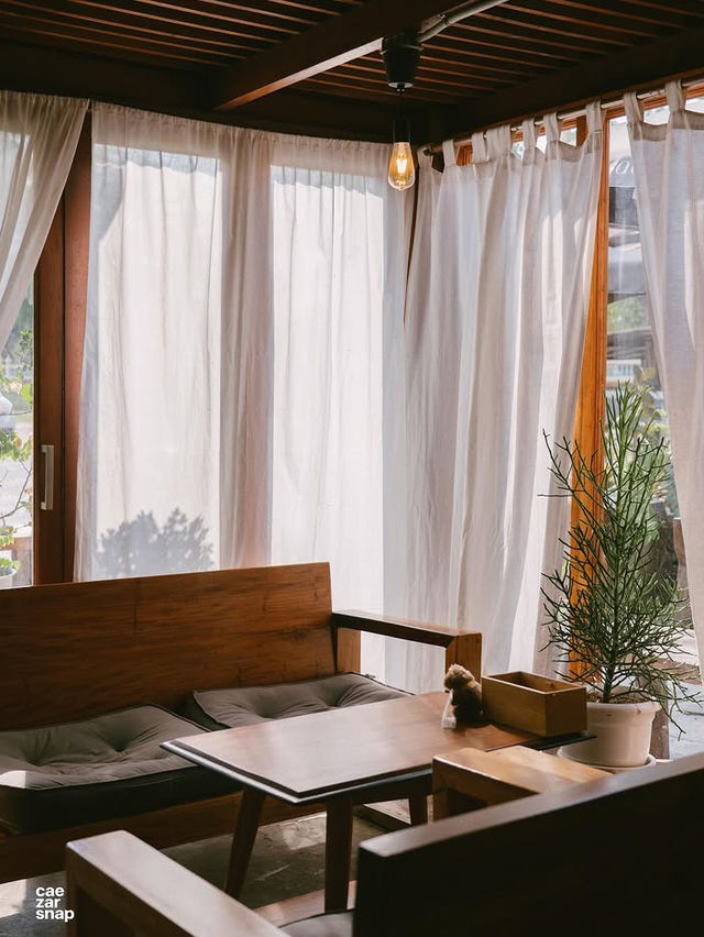 IMSABUY คาเฟ่บ้านไม้ โซนมาบตาพุดระยอง