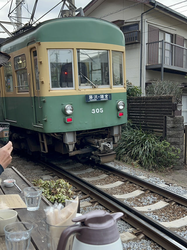 鎌倉一日遊，近距離欣賞江之電吃早餐！