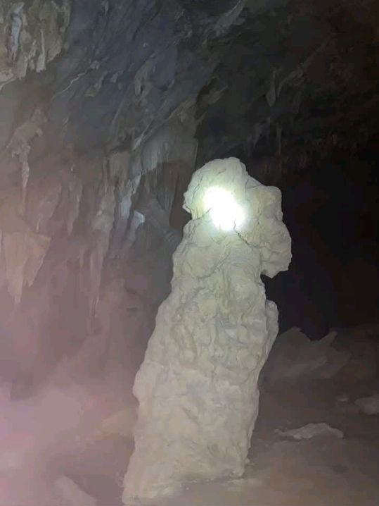 ถ้ำแม่อุสุ อุทยานแห่งชาติแม่เมย