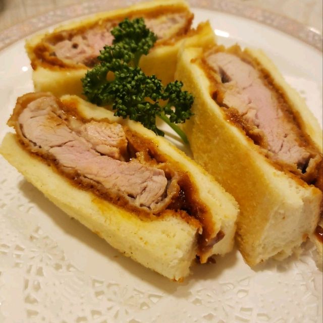 【三重】グリル ニューコトブキ