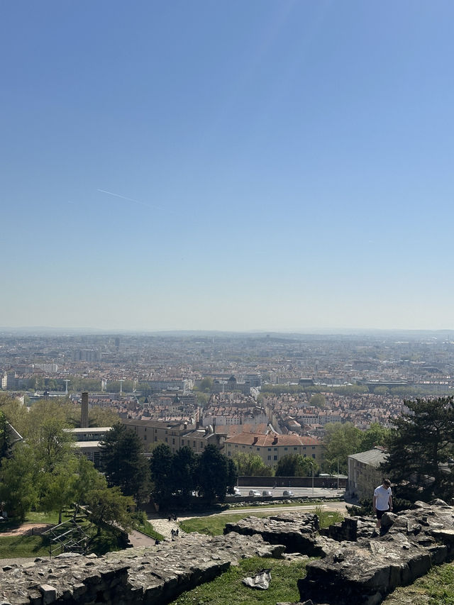 Lyon(ลียง) 