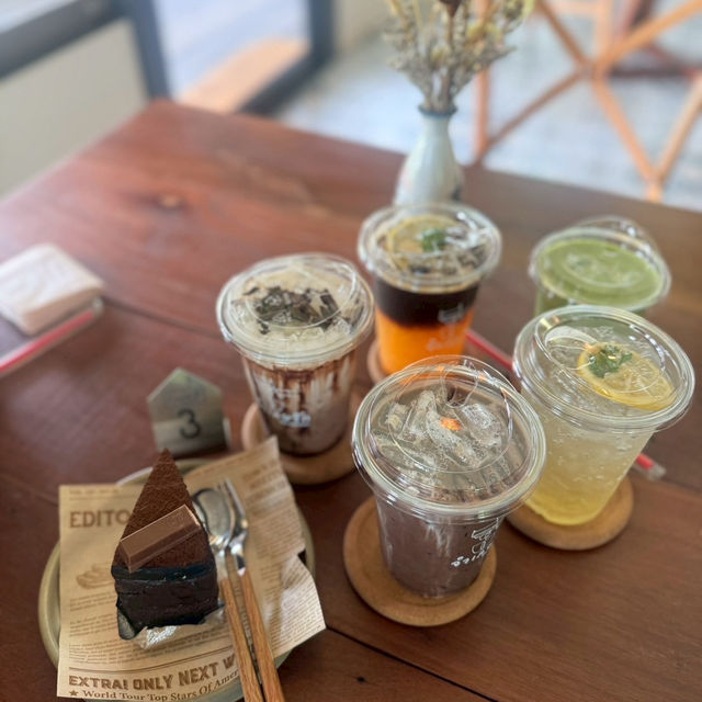 จำเลยรัก คาเฟ่ 🥮