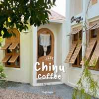 คาเฟ่น่ารักนครปฐม  𝗖𝗵𝗶𝗻𝘂 𝗖𝗼𝗳𝗳𝗲𝗲 