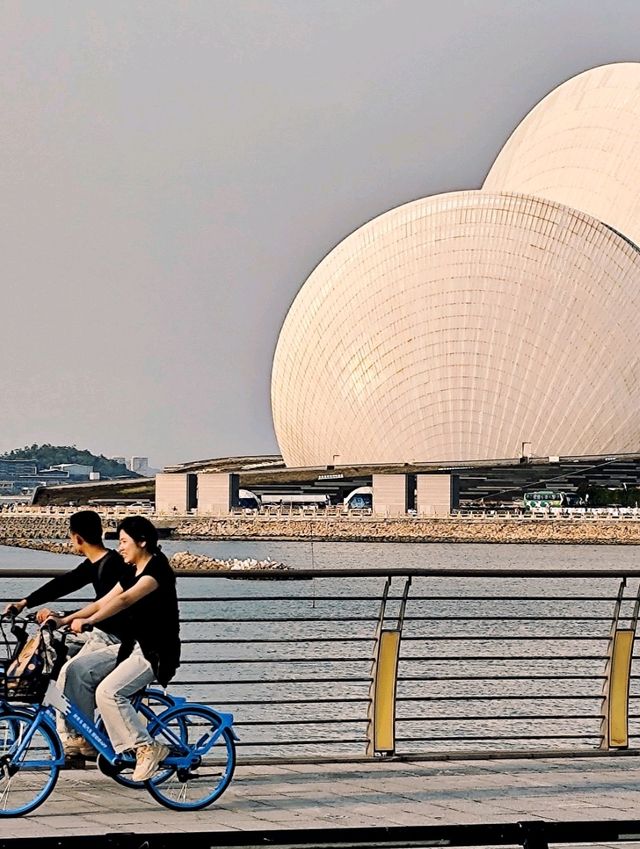 Zhuhai's Answer to Spring In Paris - A romantic escape through Qing's Dynasty elegance!