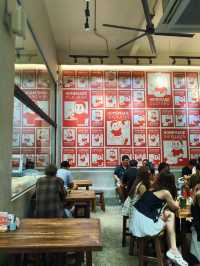 曼谷｜等了一小時還是甘願！Neung Nom Nua創意吐司店排爆了也要吃！