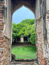 Lopburi’s wildest temple tour