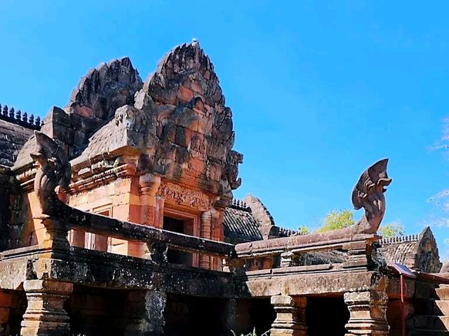 ปราสาทหินพนมรุ้ง อุทยานประวัติศาสตร์แด่พระศิวะ