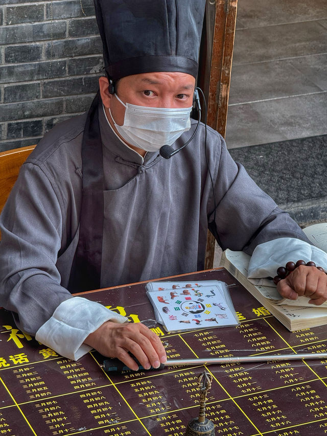 Stepping Into the Soul of Old Chongqing: 十八梯