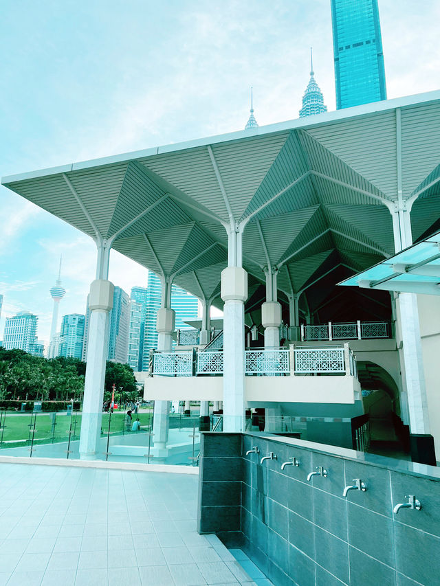 Don’t Miss Masjid As-Syakirin – A Spiritual and Architectural Jewel in KL