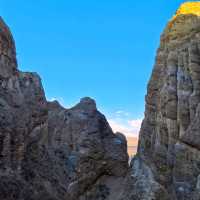 Nature’s Cathedral: The Majestic Clay Cliffs of Omarama