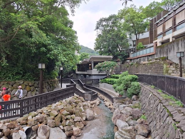 一座被時光溫柔擁抱的城市綠洲-北投公園。