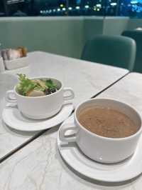 Plato Cafe & Bistro：生日慶祝的美好時光！🎉
