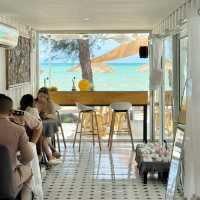 Cafe สุดชิว ที่หาด EOD ฟีลหาดส่วนตัว