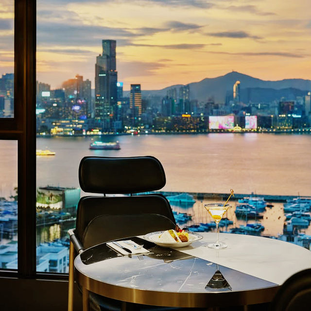 A Skyline Retreat with Timeless Sophistication