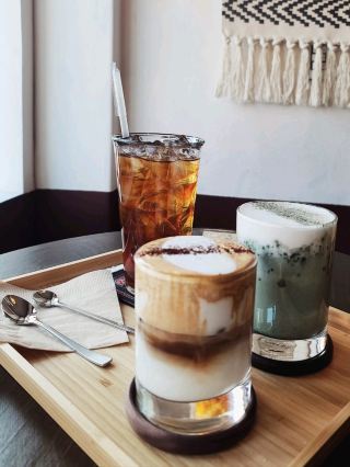 A tranquil Hanok-style café, Yumokjeong 903 in Yeongwol