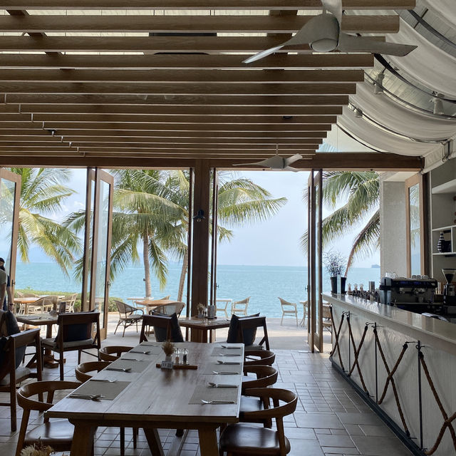  Celes Samui (Celes BeachFront Resort) ที่เกาะสมุย
