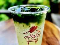 เล้าข้าว คาเฟ่ โดดเด่นด้วยการนำ เล้าข้าว มาทำคาเฟ่