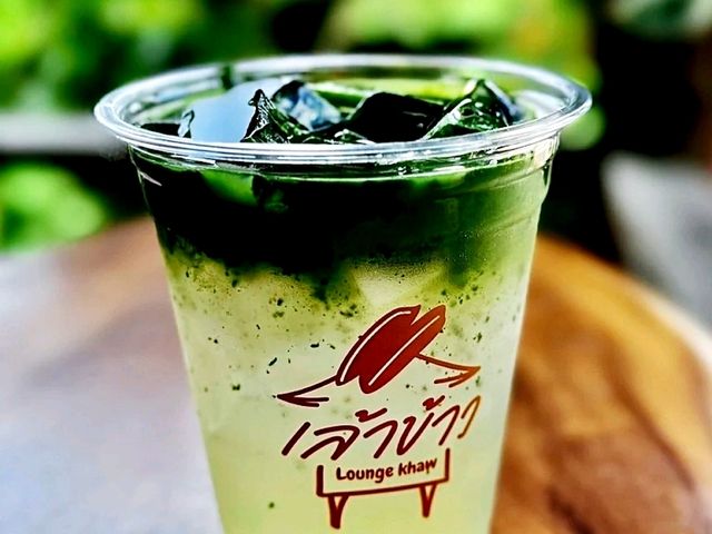เล้าข้าว คาเฟ่ โดดเด่นด้วยการนำ เล้าข้าว มาทำคาเฟ่