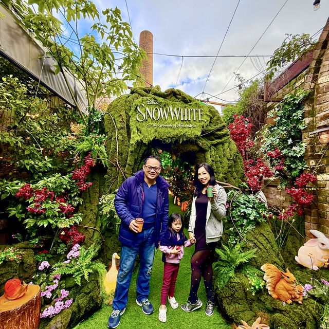 Snow White Magic: A Sydney Icon