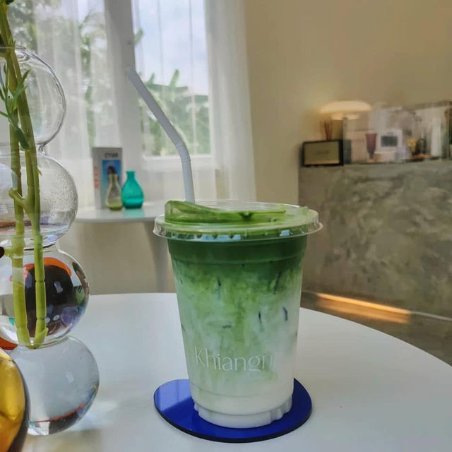 🌾☕ Khiangna.cafe – คาเฟ่มินิมอลกลางทุ่งนา