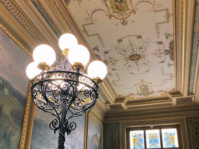 National Museum in Prague: A Natural History Marvel I Can't Get Enough Of! 🇨🇿🏛️