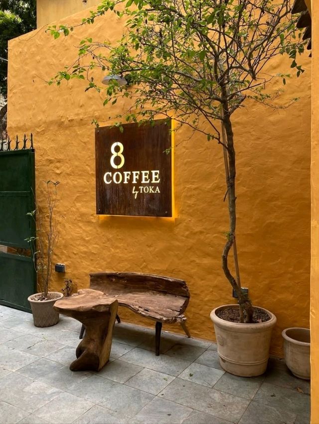 8 Coffee by Toka