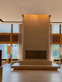 🏨 The Upper House, Hong Kong – Calm Luxury with Sky-High Views 🌆💎